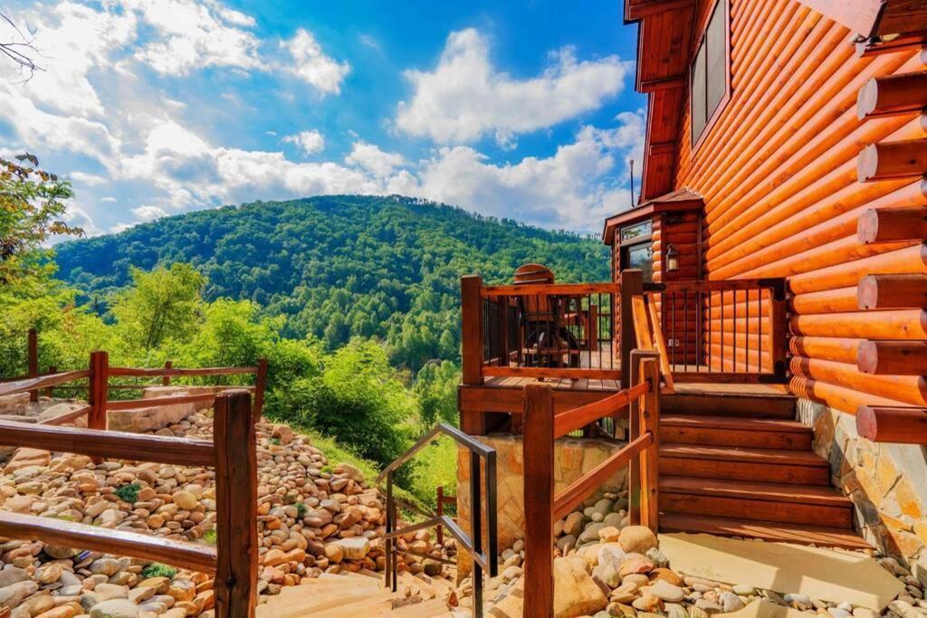 Roaring Fork Lodge Gatlinburg Bagian luar foto