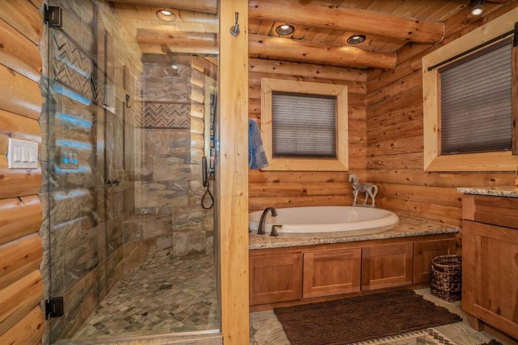 Roaring Fork Lodge Gatlinburg Bagian luar foto