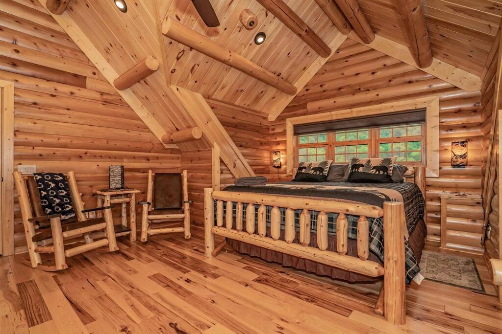 Roaring Fork Lodge Gatlinburg Bagian luar foto